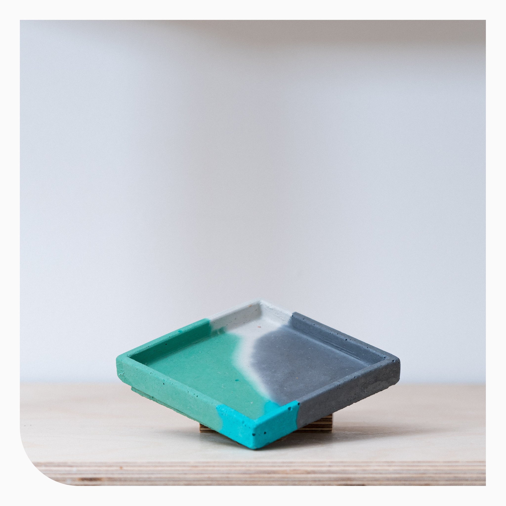 Studio Emma Square Tray - Olive & Grey