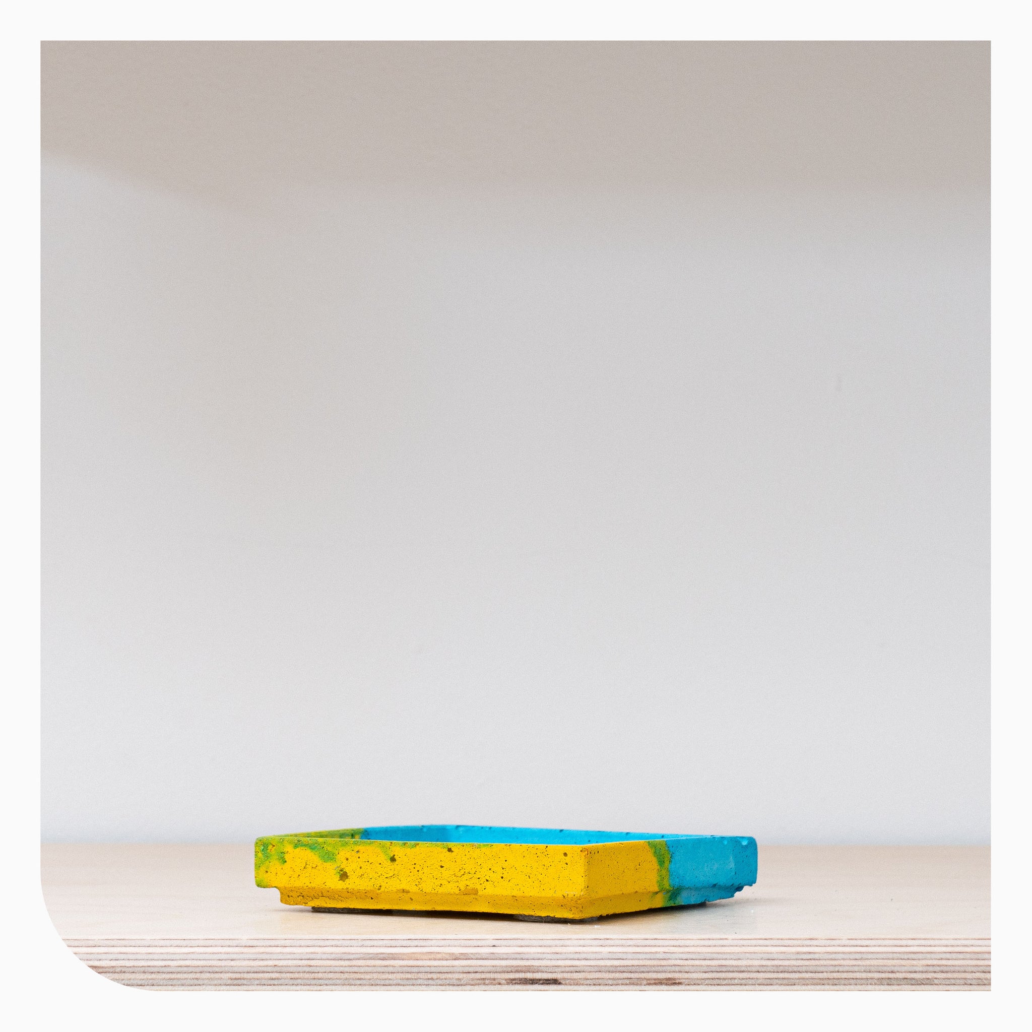 Studio Emma Square Tray - Banana Blue