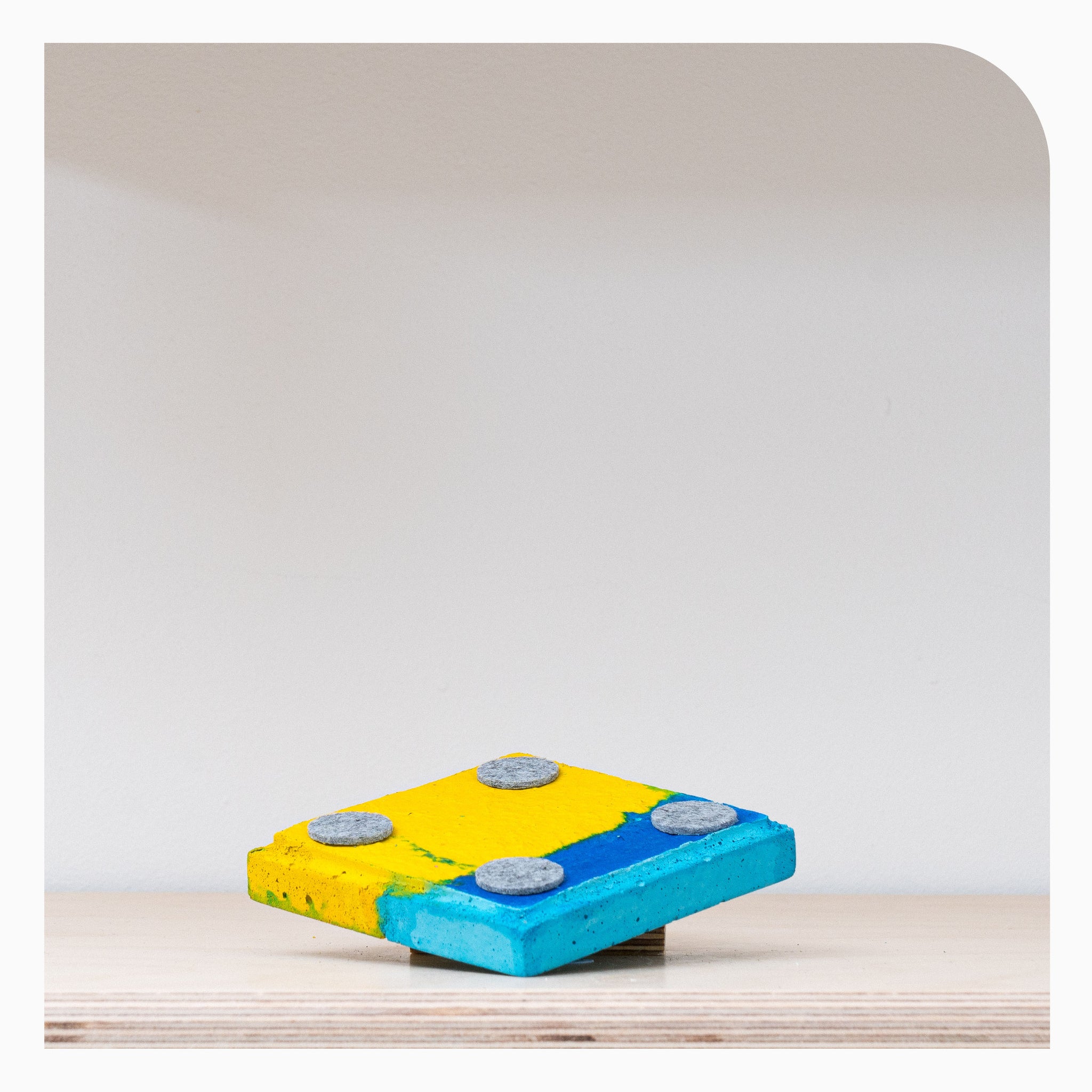 Studio Emma Square Tray - Banana Blue